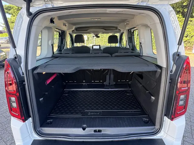 Opel Combo Tour 1.2 Turbo L1H1 Edition 2019 Benzine 17