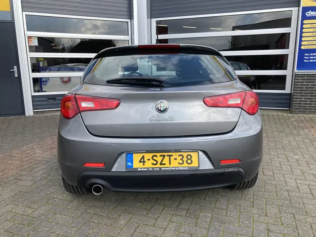 Alfa Romeo Giulietta 1.4 T Veloce 2014 Benzine 11