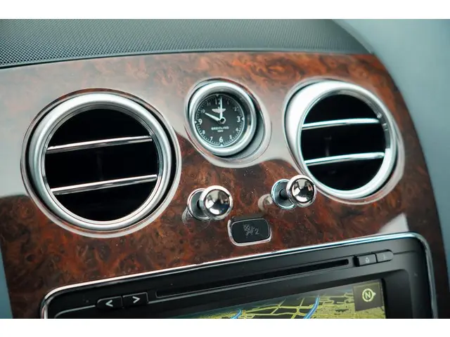 Bentley Flying Spur 6.0 W12 2016 Benzine 57