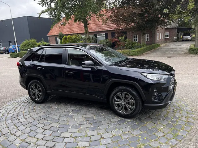 Toyota RAV4 2.5 Hybrid Team D 2024 Hybride Benzine 37