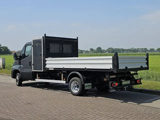 Iveco Daily 35C18 2023 Diesel 6