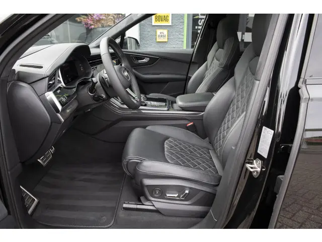 Audi SQ7 4.0 TFSI quattro ABT 7p 2023 Benzine 12