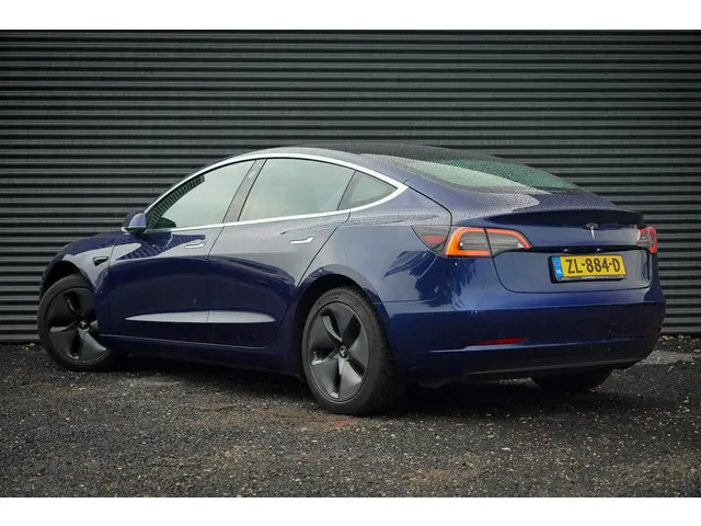 Tesla Model 3 Standard RWD Plus 60 kWh 2019 Elektrisch 14