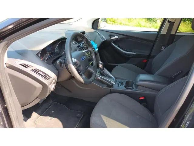 Ford Focus Wagon 1.6 Titanium Automaat 2013 Benzine 9