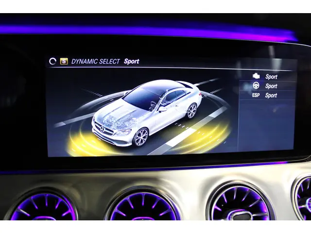 Mercedes-Benz E-Klasse Coupé 200 Premium 2019 Benzine 27