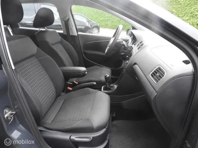 Volkswagen Polo 1.2 TSI Comfortline 2015 Benzine 15