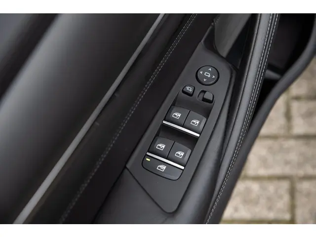 BMW M5 5-serie 2018 Benzine 39