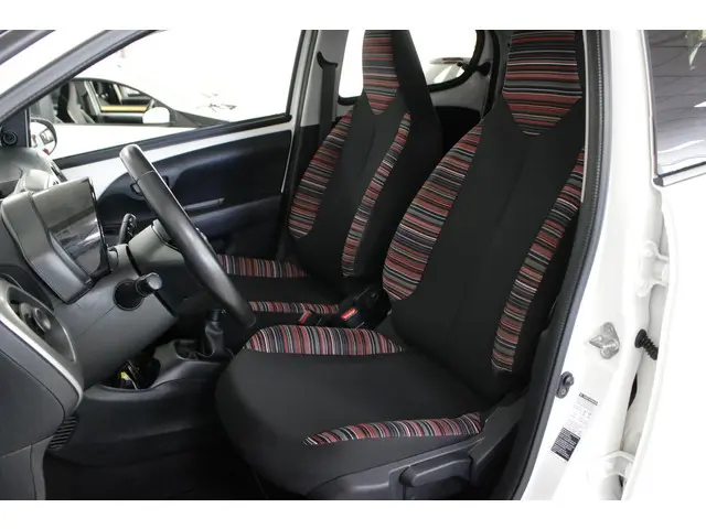 Citroën C1 1.0 e-VTi Style Edition 69 PK. 2016 Benzine 4