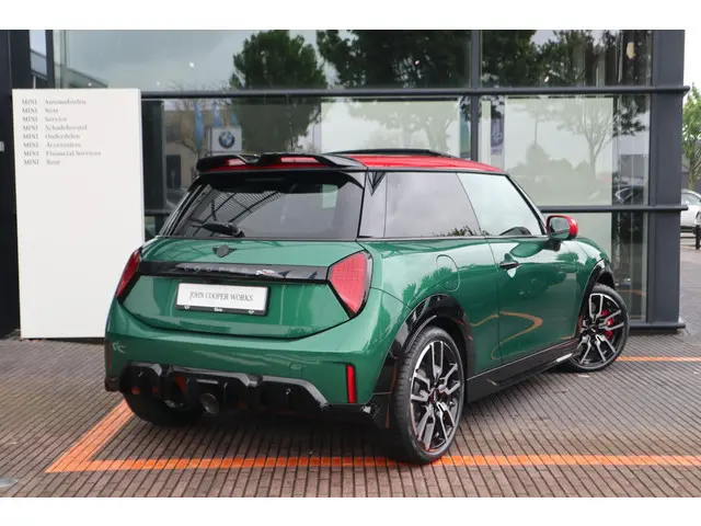 MINI 3-Deurs John Cooper Works 2025 Benzine 2