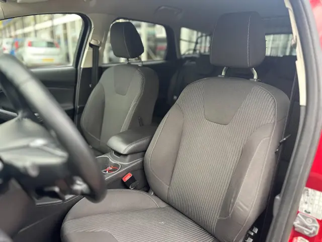 Ford Focus Wagon 1.0 EcoBoost Titanium 2013 Benzine 33