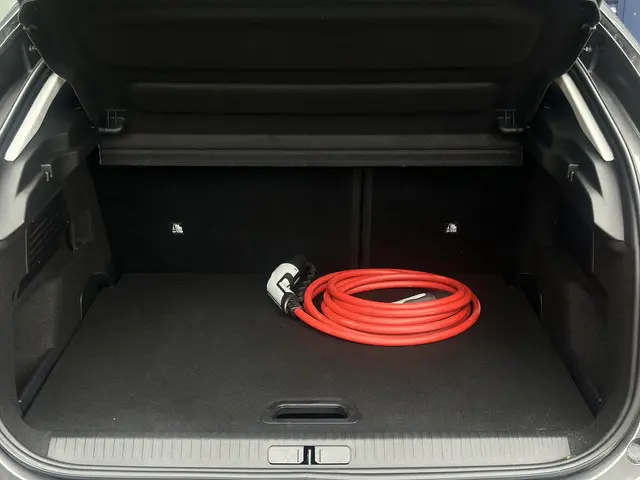 Citroën ë-C4 Feel Pack 50 kWh 2022 Elektrisch 9