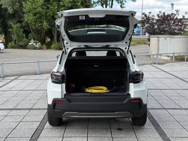 Jeep Avenger Longitude 54 kWh Aut. 2023 Elektrisch 15