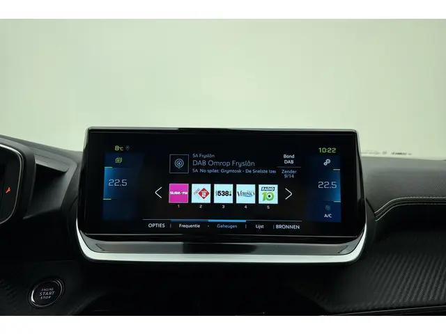 Peugeot e-2008 EV GT Pack 50 kWh 2022 Elektrisch 21