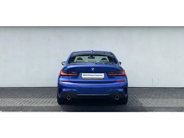 BMW 3 Serie 318i Business Edition Plus 2021 Benzine 15