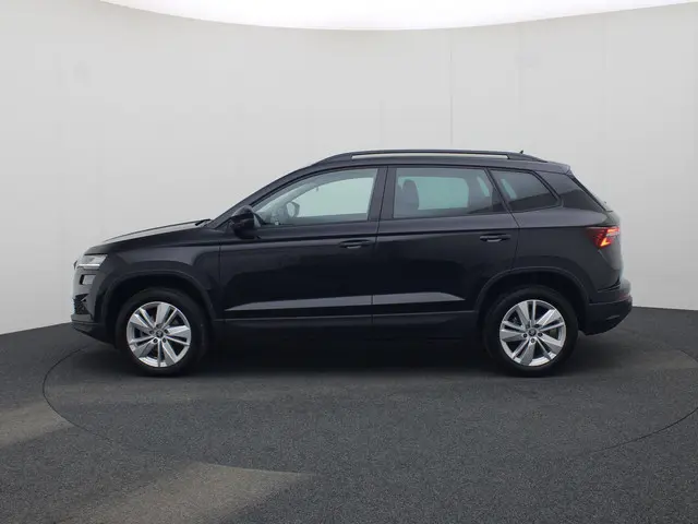 Škoda Karoq 1.0TSI/115PK Selection 2025 Benzine 2