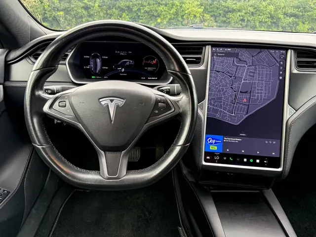 Tesla Model S 75D 2018 Elektrisch 2