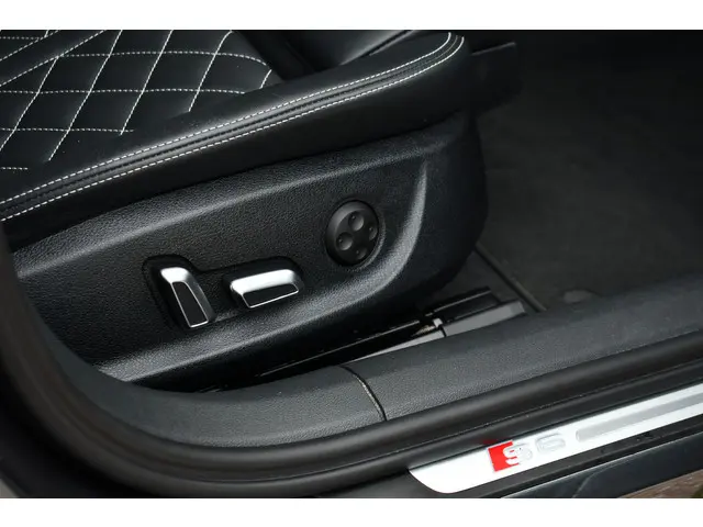 Audi S6 Avant 4.0 TFSI 450pk quattro 2016 Benzine 58