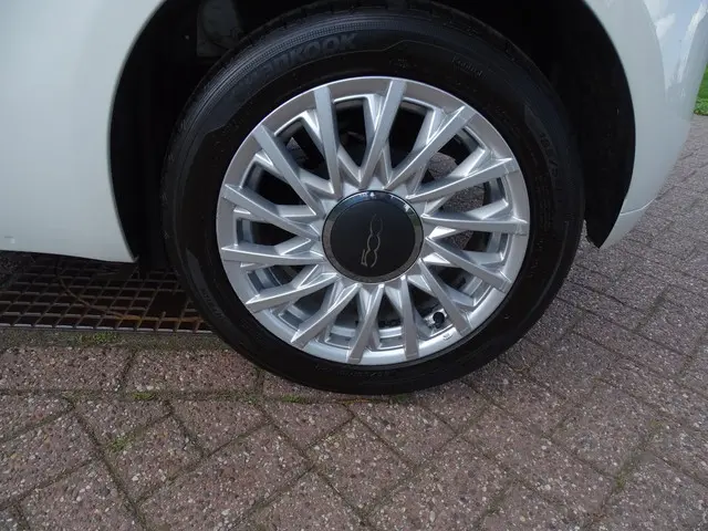 Fiat 500C 0.9 TwinAir Turbo Automaat 2015 Benzine 21