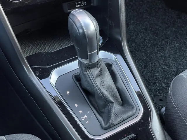 Volkswagen T-Roc 1.5 TSI Sport 2019 Benzine 18