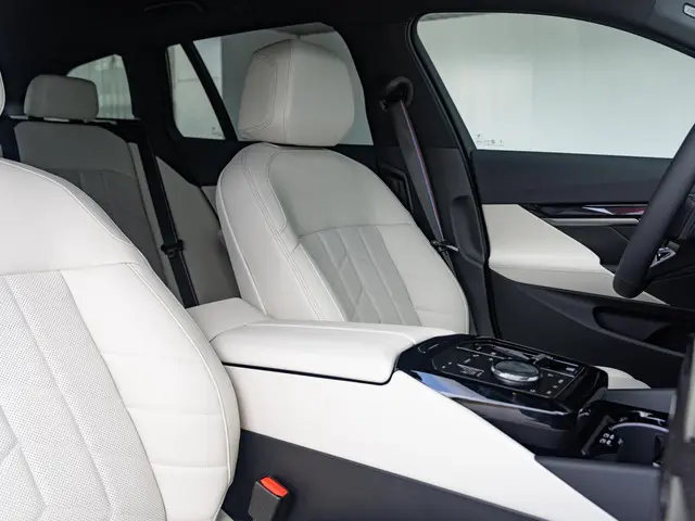 BMW 5 Serie Touring 530e 2025 Hybride Benzine 10