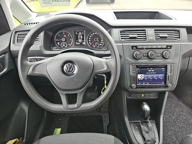 Volkswagen Caddy MAXI 2.0 2020 Diesel 8