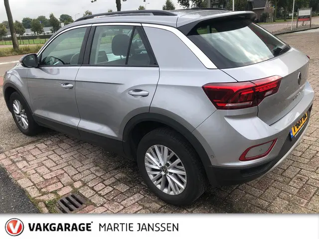 Volkswagen T-Roc 1.5 TSI Life Business 2022 Benzine 4