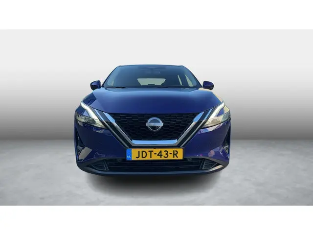 Nissan QASHQAI 1.3 MHEV N-Connecta 2023 Benzine 6