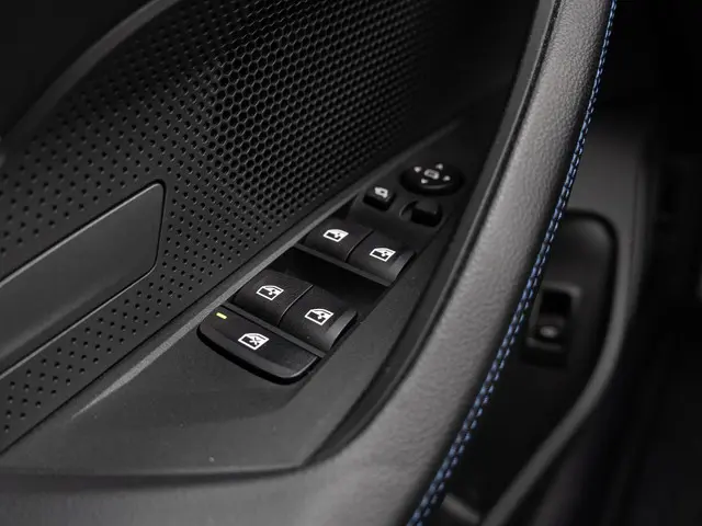 BMW i4 eDrive40 2022 Elektrisch 25