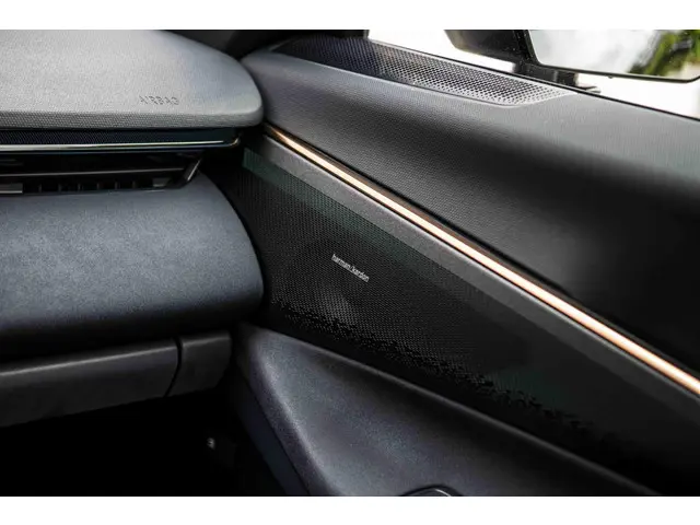 Lynk & Co 08 1.5 More 2025 Hybride Benzine 26