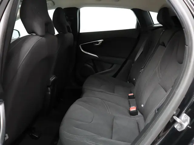 Volvo V40 1.6 T2 Momentum 2014 Benzine 7