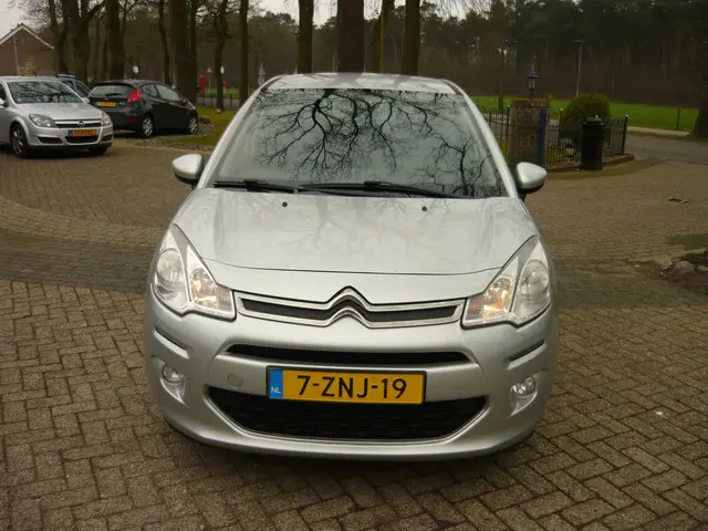 Citroën C3 1.2 PureTech Collection 2015 Benzine 2