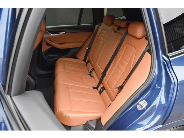 BMW X3 M40i xDrive High Executive 2017 Benzine 16