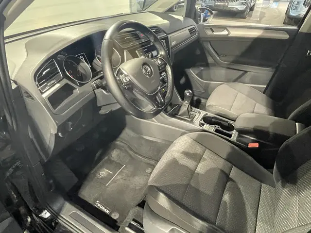 Volkswagen Touran 1.4 TSI Comfortline 7p 2017 Benzine 22