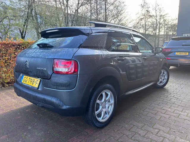 Citroën C4 Cactus 1.2 PureTech Business 2015 Benzine 3