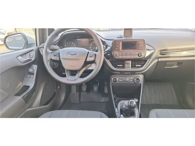 Ford Fiesta 1.1 2018 Benzine 7