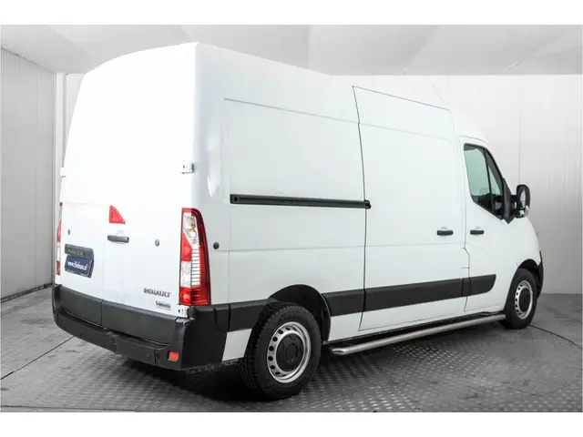 Renault Master T35 2.3 dCi L2H2 2018 Diesel 2