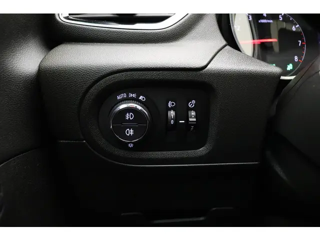 Opel Grandland X 1.2 Turbo Innovation 2018 Benzine 28