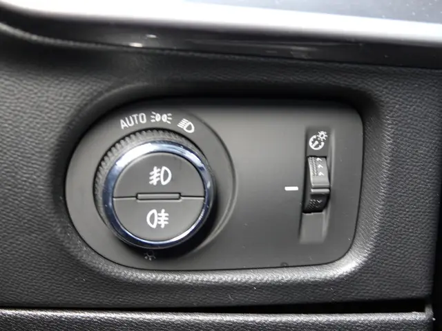 Opel Mokka-e Business Elegance 50-kWh 2021 Elektrisch 26