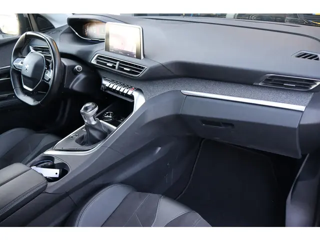 Peugeot 5008 1.2 PureTech Crossway 2019 Benzine 7