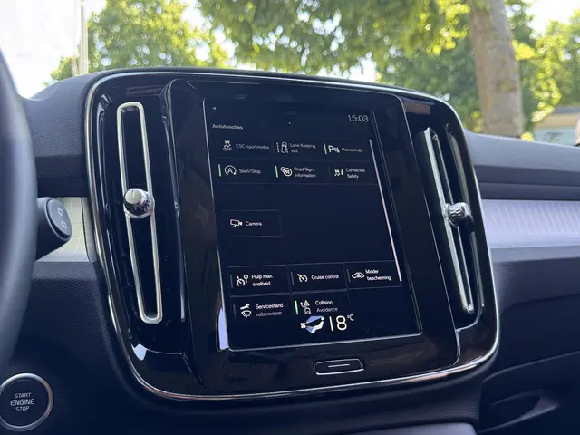 Volvo XC40 2.0 T4 Momentum 2018 Benzine 20