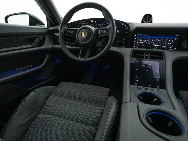 Porsche Taycan Performance 84 kWh [ 3-Fase ] 2021 Elektrisch 8
