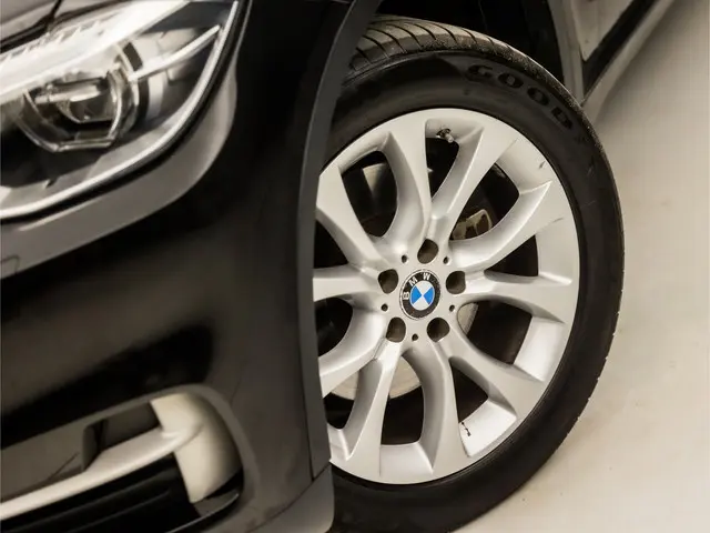 BMW X5 xDrive40e High Executive 2015 Hybride Benzine 38