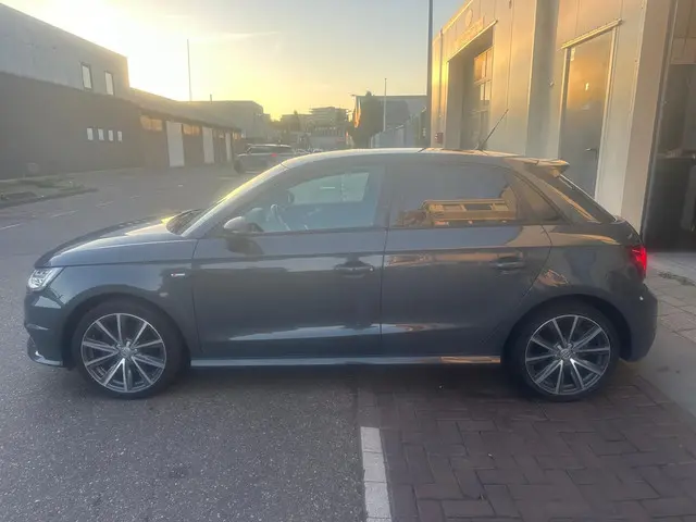 Audi A1 Sportback 3