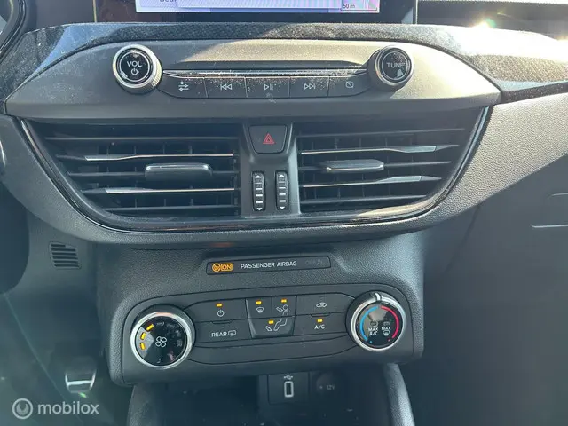 Ford Focus 1.0 EcoBoost ST Line Business 2019 Benzine 10
