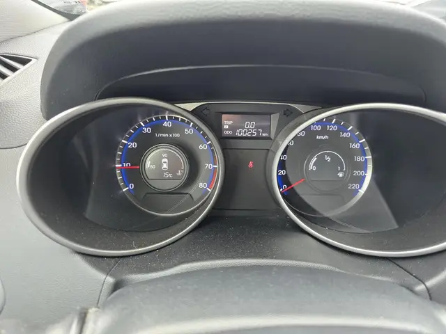 Hyundai ix35 2.0i i-Vision + trekhaak 2015 Benzine 12