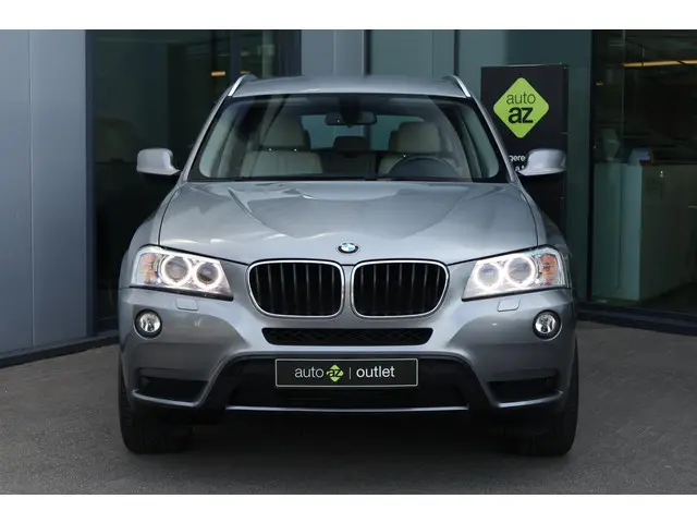 BMW X3 xDrive20i High Executive 2013 Benzine 9