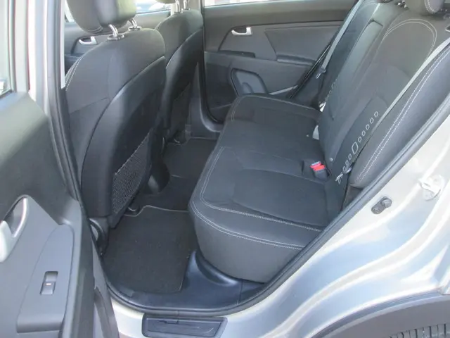 Kia Sportage 1.6 GDI BusinessLine 2014 Benzine 16