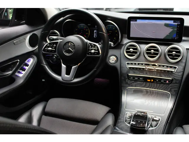 Mercedes-Benz C-Klasse 180 2019 Benzine 17
