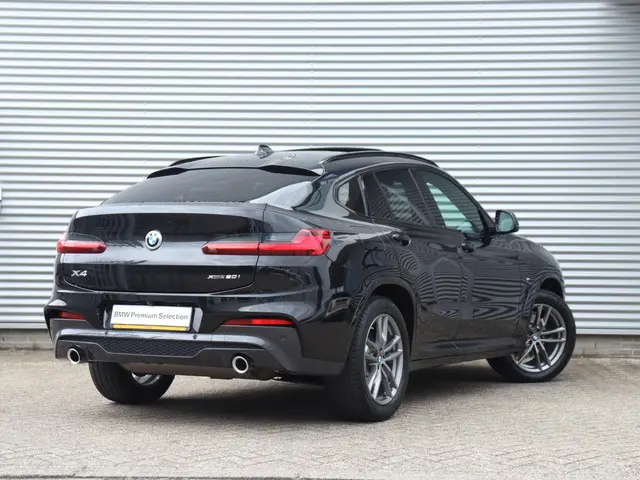 BMW X4 xDrive20i 2020 Benzine 2