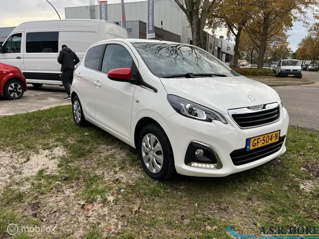 Peugeot 108 3